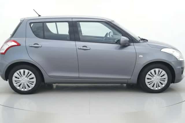 Suzuki Swift (2015) thumbnail 6