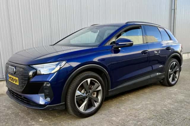 Audi Q4 e-tron (2022) thumbnail 5