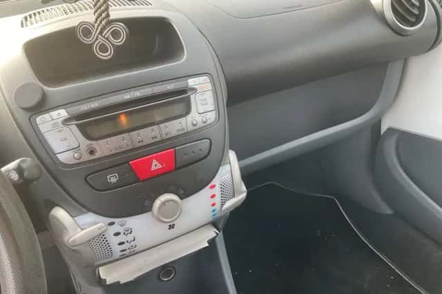 Citroën C1 (2010) thumbnail 4