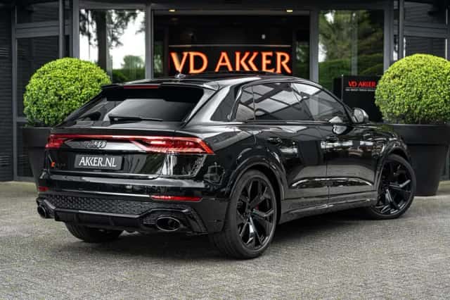 Audi RS Q8 (2022) thumbnail 2