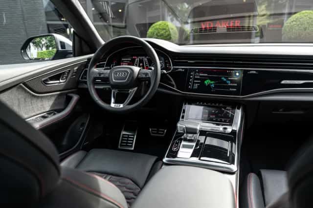 Audi RS Q8 (2022) thumbnail 3