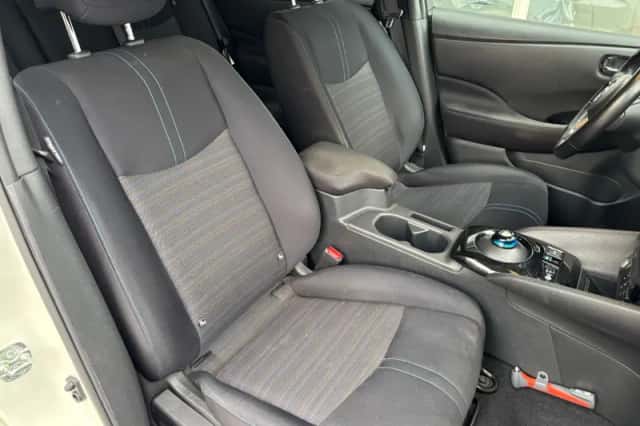 Nissan Leaf (2020) thumbnail 6