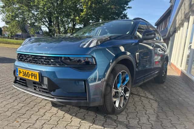 Lynk & Co 01 (2022) thumbnail 2