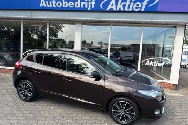 Renault Mégane (2013) thumbnail 1