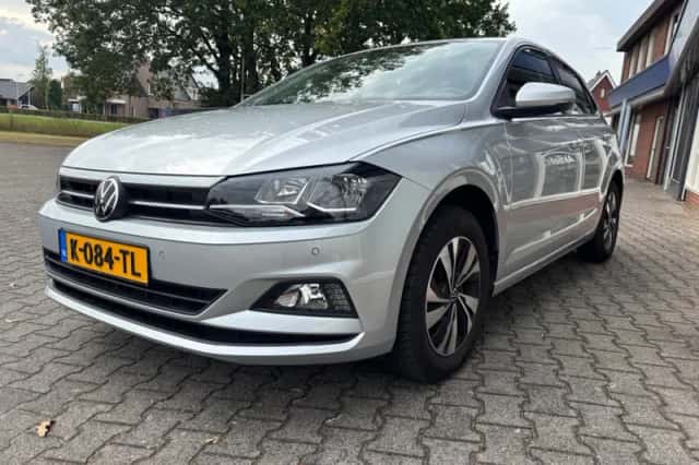 Volkswagen Polo (2021) thumbnail 2