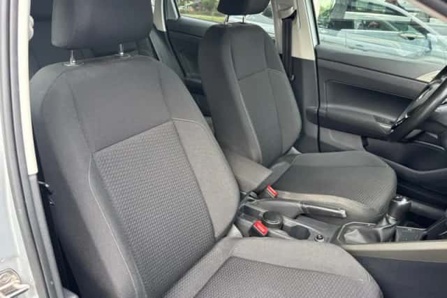 Volkswagen Polo (2021) thumbnail 6