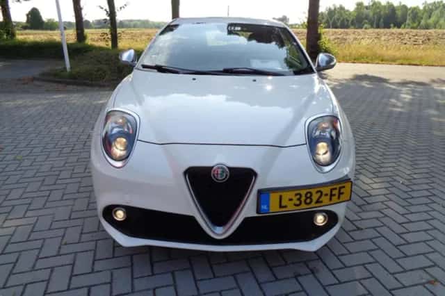 Alfa Romeo MiTo (2017) thumbnail 2
