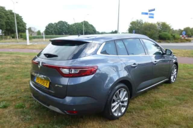 Renault Mégane (2017) thumbnail 5
