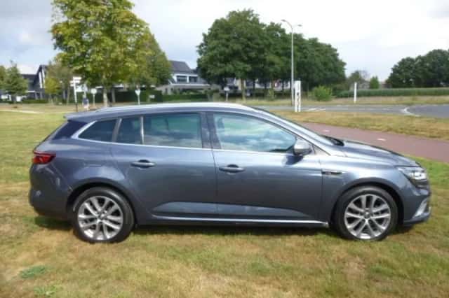 Renault Mégane (2017) thumbnail 6