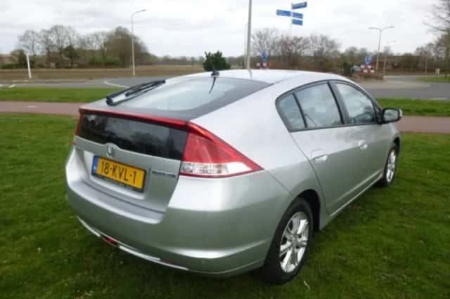 Honda Insight (2010) thumbnail 5