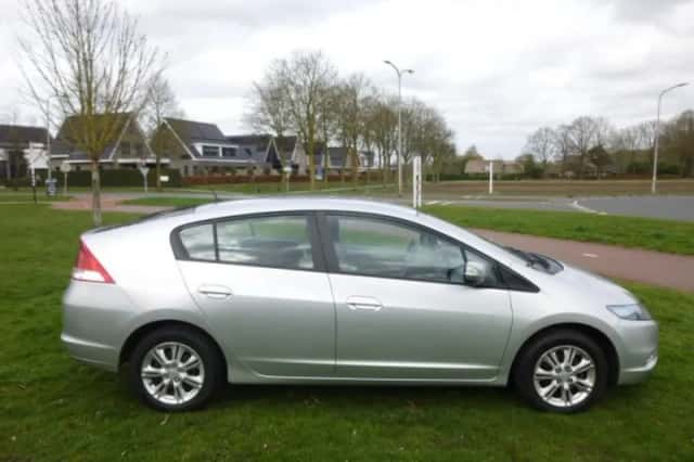 Honda Insight (2010) thumbnail 6