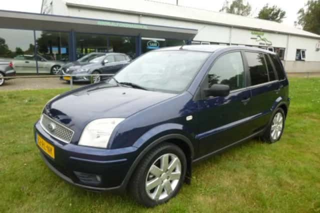 Ford Fusion (2005) thumbnail 1
