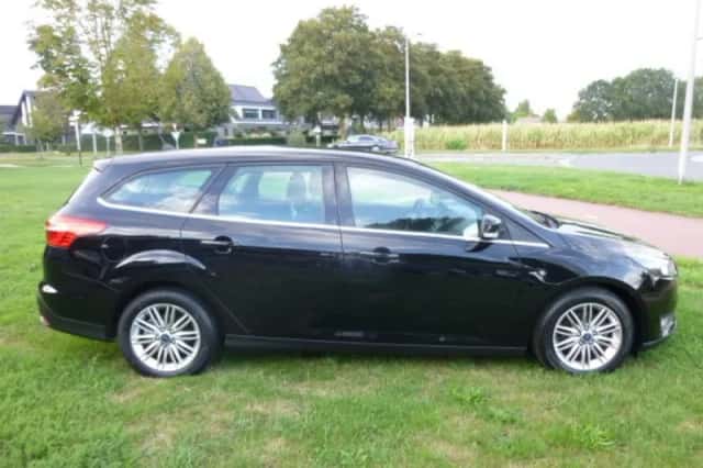 Ford Focus (2017) thumbnail 6