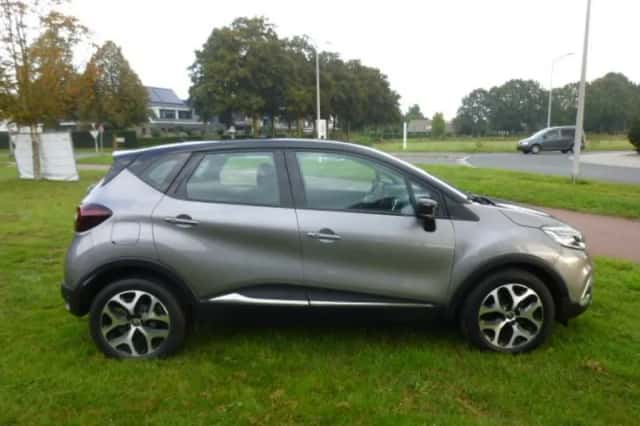Renault Captur (2017) thumbnail 6