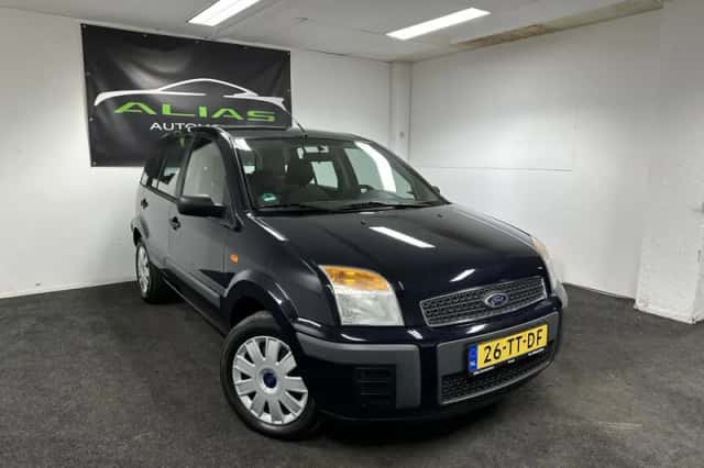 Ford Fusion (2007) thumbnail 1