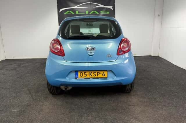 Ford Ka (2010) thumbnail 5