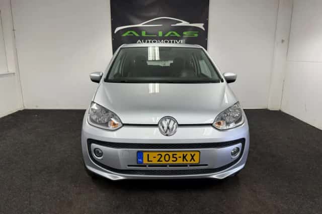 Volkswagen Up! (2013) thumbnail 2