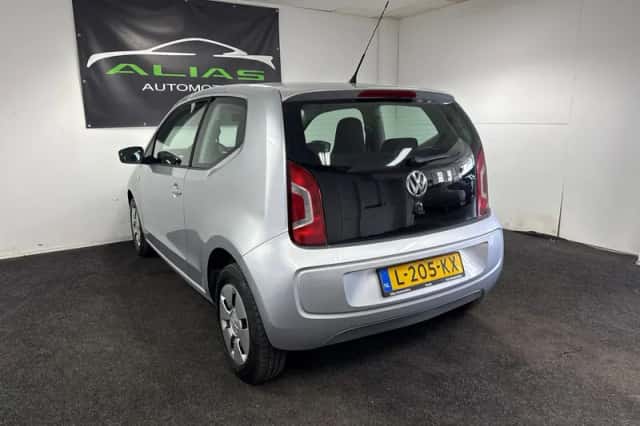 Volkswagen Up! (2013) thumbnail 4