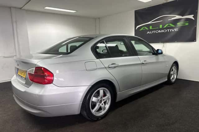BMW 3-Serie (2005) thumbnail 6