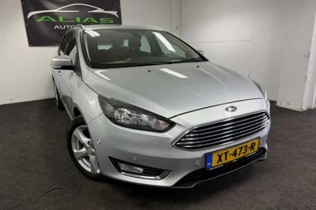 Ford Focus (2015) thumbnail 1