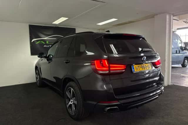 BMW X5 (2015) thumbnail 4