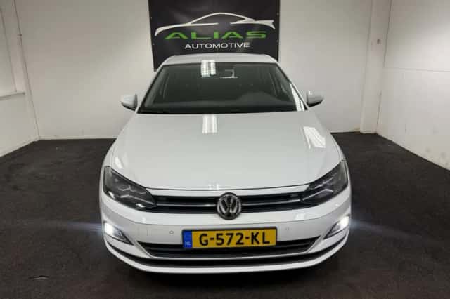 Volkswagen Polo (2018) thumbnail 2