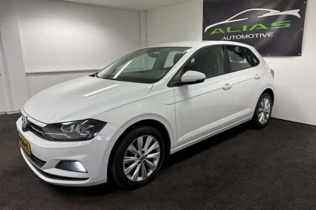Volkswagen Polo (2018) thumbnail 3