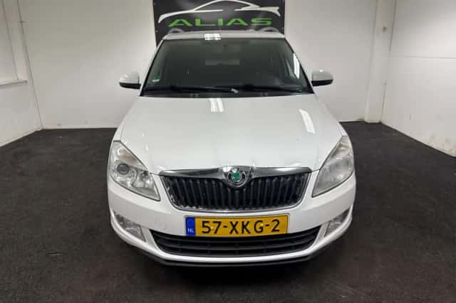 Škoda Fabia (2012) thumbnail 2