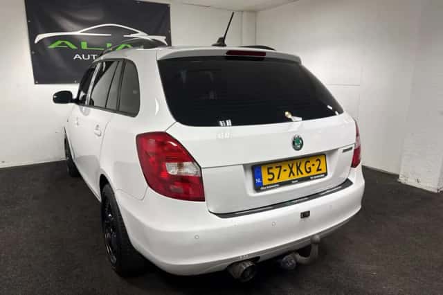 Škoda Fabia (2012) thumbnail 4