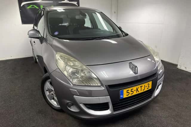 Renault Scénic (2010) thumbnail 1