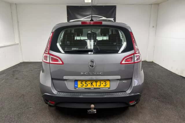 Renault Scénic (2010) thumbnail 5