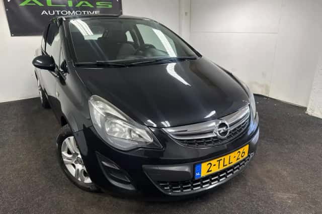 Opel Corsa (2014) thumbnail 1