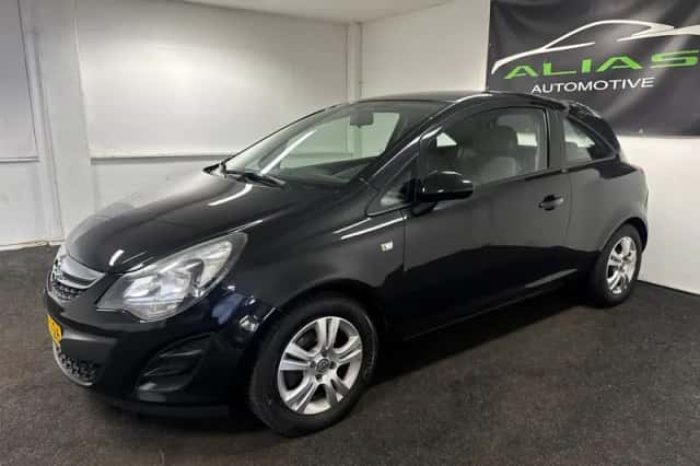 Opel Corsa (2014) thumbnail 3