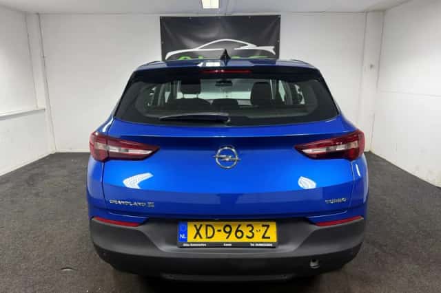 Opel Grandland (2018) thumbnail 5