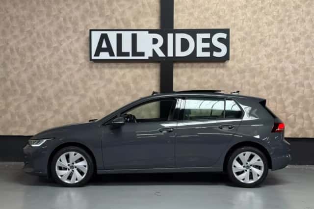 Volkswagen Golf (2025) thumbnail 6