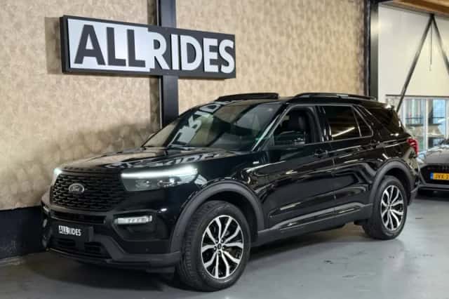 Ford Explorer (2020) thumbnail 5