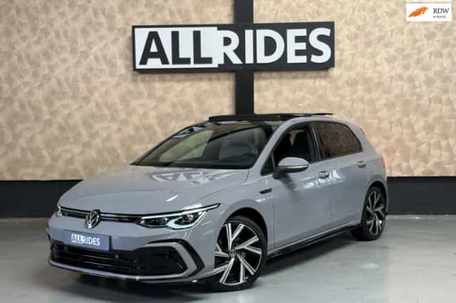 Volkswagen Golf (2021) thumbnail 1