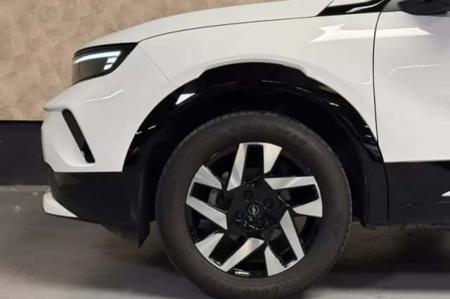 Opel Mokka (2025) thumbnail 3