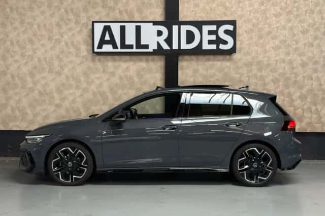 Volkswagen Golf (2025) thumbnail 6