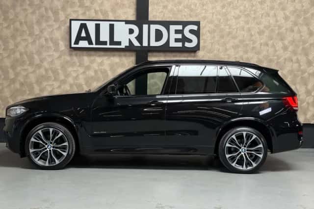 BMW X5 (2016) thumbnail 3
