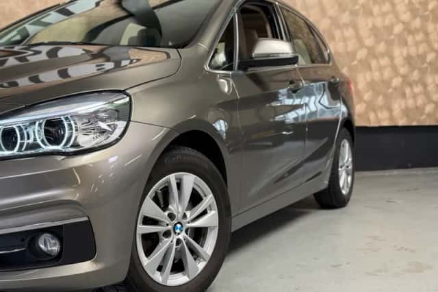 BMW 2-Serie Active Tourer (2015) thumbnail 3