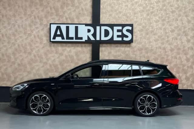 Ford Focus (2020) thumbnail 4
