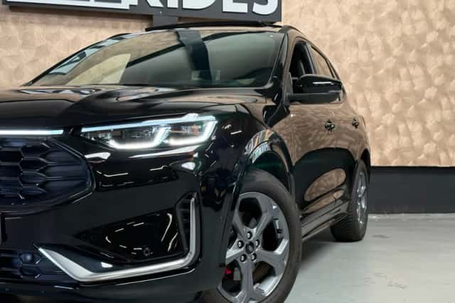 Ford Kuga (2024) thumbnail 2