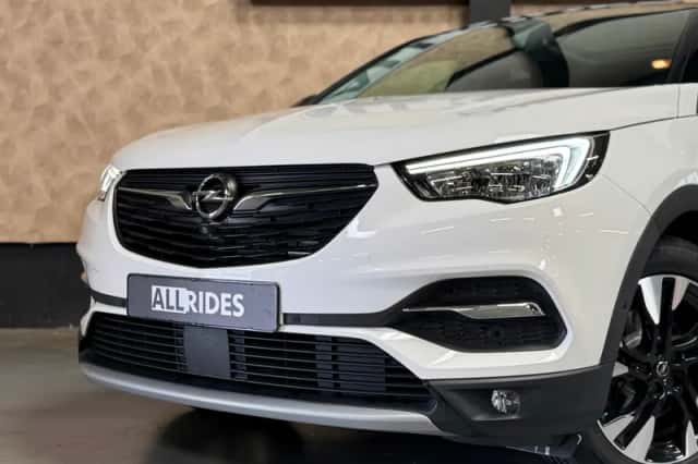 Opel Grandland (2020) thumbnail 3