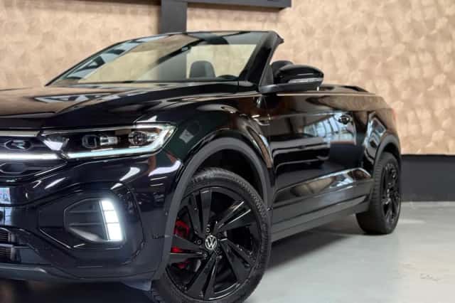 Volkswagen T-Roc (2024) thumbnail 2