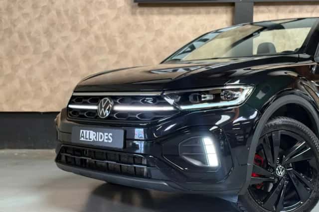 Volkswagen T-Roc (2024) thumbnail 3