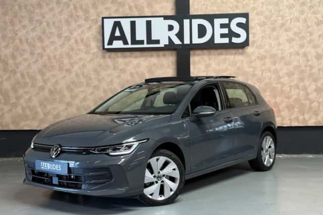 Volkswagen Golf (2025) thumbnail 1