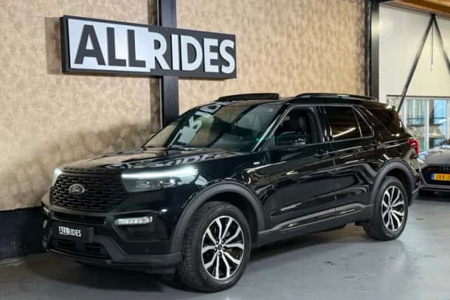 Ford Explorer (2020) thumbnail 5