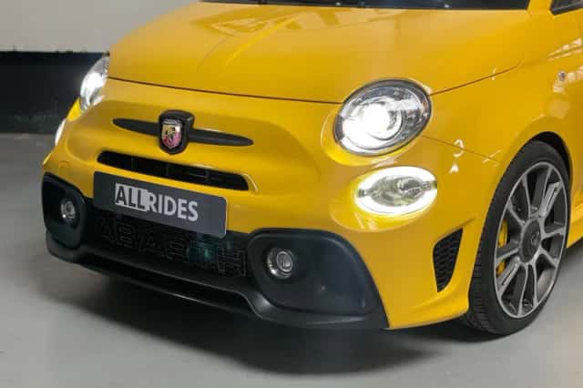 Fiat 500 (2020) thumbnail 2