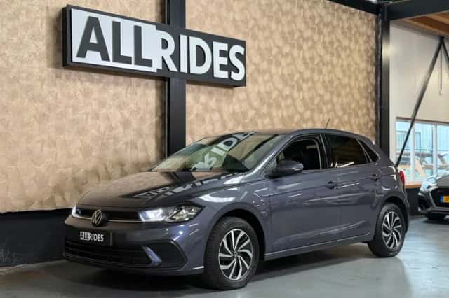 Volkswagen Polo (2023) thumbnail 4